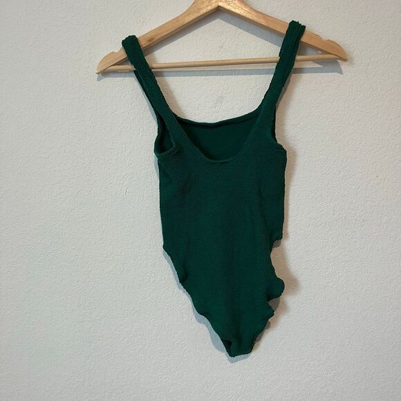 Youswim Aplomb One-Piece Forest Stretch 1 Swimsuit Women’s One Size - Picture 3 of 4